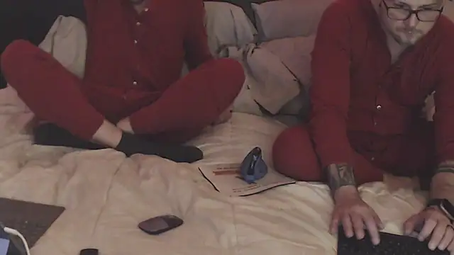 Snapshot of weknowourworth6999 chatting on 10-02-25, 03:24 weknowourworth6999 online show from 10-02-25, 03:24