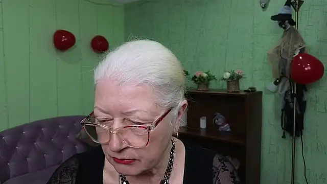 Snapshot of Maya_Mayflower chatting on 03-06-25, 06:08 Maya Mayflower online show from 03-06-25, 06:08