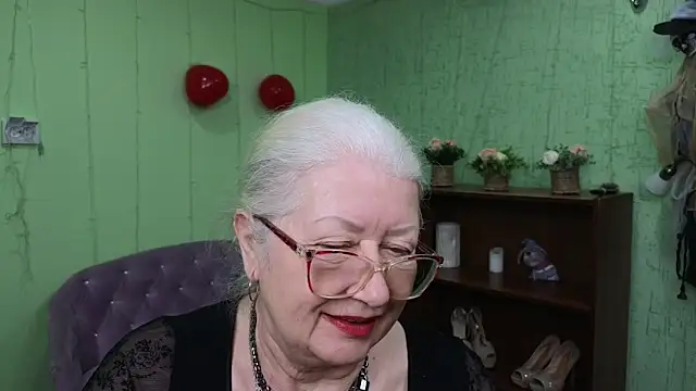 Snapshot of Maya_Mayflower chatting on 03-06-25, 09:14 Maya Mayflower online show from 03-06-25, 09:14