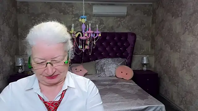 Snapshot of Maya_Mayflower chatting on 03-12-25, 06:07 Maya Mayflower online show from 03-12-25, 06:07