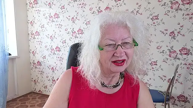 Snapshot of Maya_Mayflower chatting on 09-11-25, 04:01 Maya Mayflower online show from 09-11-25, 04:01