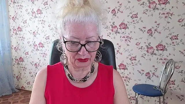 Snapshot of Maya_Mayflower chatting on 09-16-25, 04:13 Maya Mayflower online show from 09-16-25, 04:13