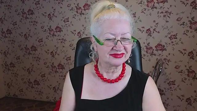 Snapshot of Maya_Mayflower chatting on 12-02-25, 04:07 Maya Mayflower online show from 12-02-25, 04:07