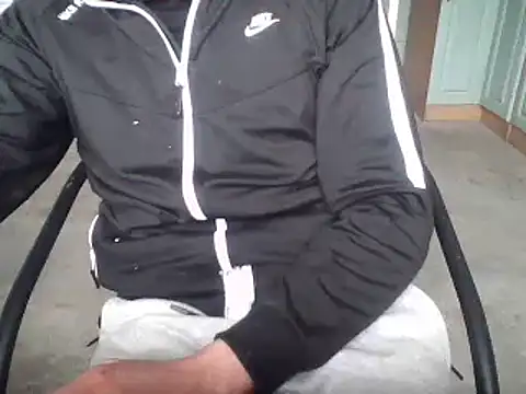 Snapshot of dxmiian chatting on 03-02-25, 12:22 dxmiian online show from 03-02-25, 12:22