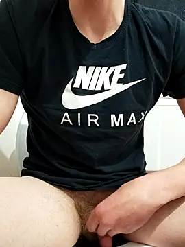 Snapshot of dxmiian chatting on 03-17-25, 07:35 dxmiian online show from 03-17-25, 07:35