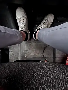 GM51-1988 online show from 09-24-25, 04:32