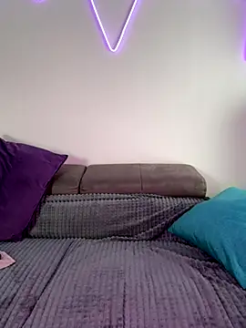 SpicyKylieFoxx online show from 10-04-25, 12:14