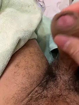 Snapshot of Runstat chatting on 03-19-25, 12:37 Runstat online show from 03-19-25, 12:37