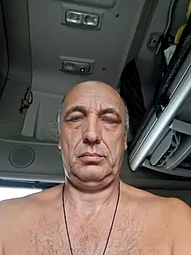 aleksis1313 online show from 10-06-25, 02:25