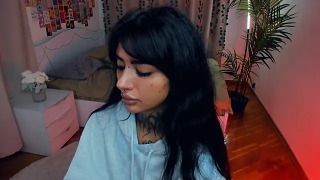 CharimgSabrina online show from 02-12-26, 06:19