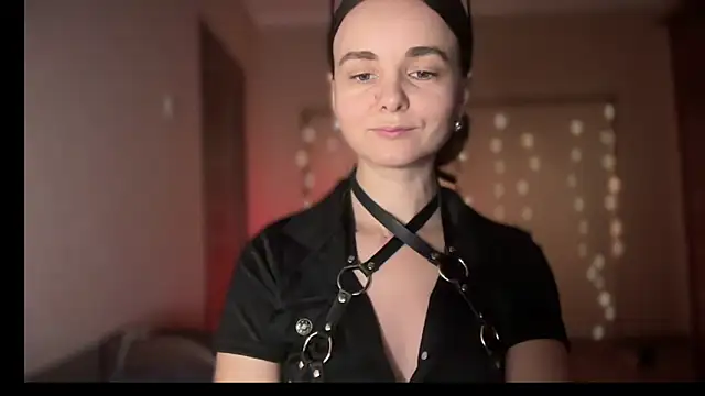 lanaloulou online show from 09-09-25, 11:04