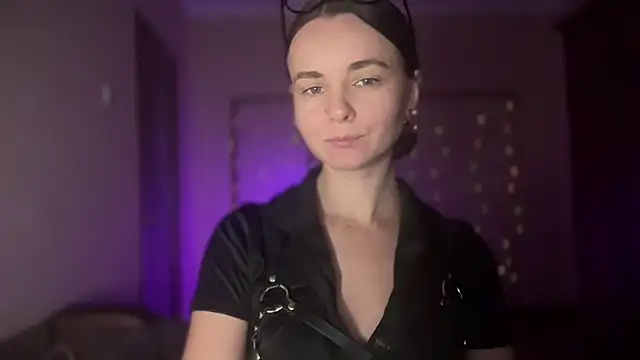 lanaloulou online show from 09-14-25, 11:37