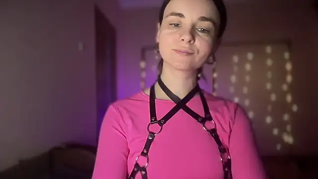 lanaloulou online show from 09-20-25, 02:56