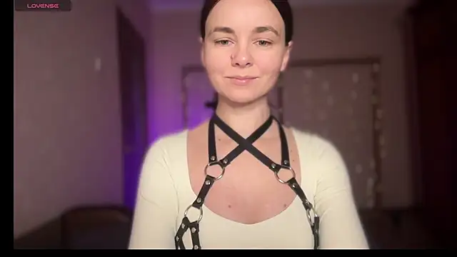 lanaloulou online show from 09-28-25, 02:06