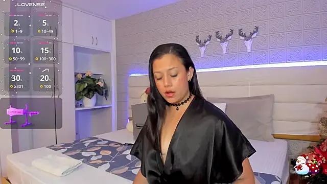 LeilaHiuston online show from 11-06-25, 08:32