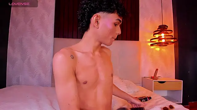 Kai riptide online show from 03-23-25, 06:37