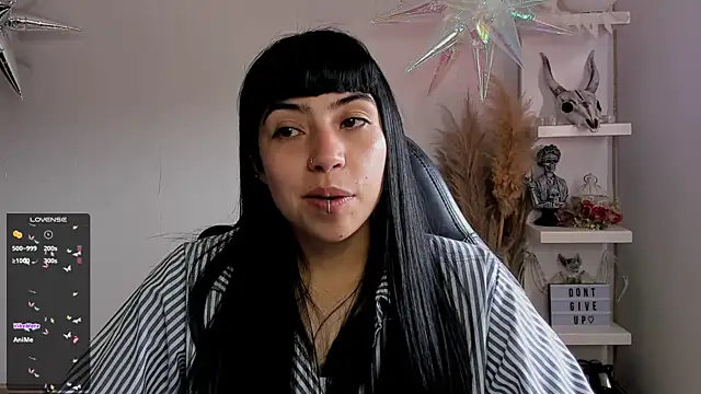 Saraa Desiree online show from 03-08-25, 09:40