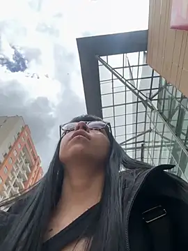 Saraa Desiree online show from 09-25-25, 04:32