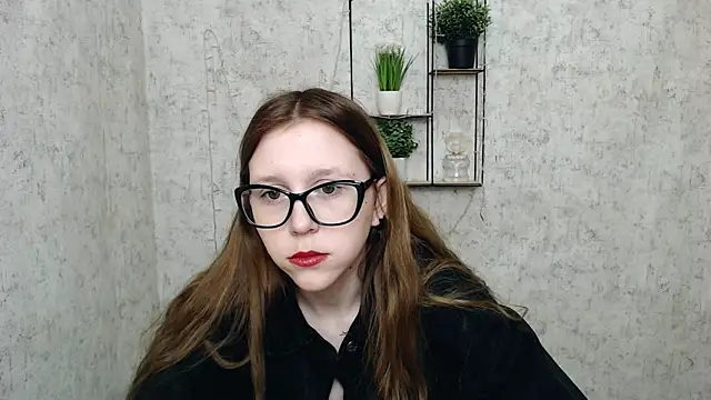 Snapshot of _MiraGold_ chatting on 03-09-25, 08:40 MiraGold online show from 03-09-25, 08:40