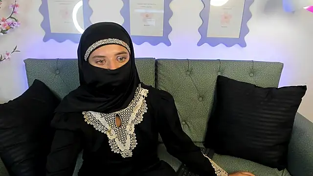 Snapshot of salma_arabicc chatting on 03-06-25, 11:03 salma arabicc online show from 03-06-25, 11:03