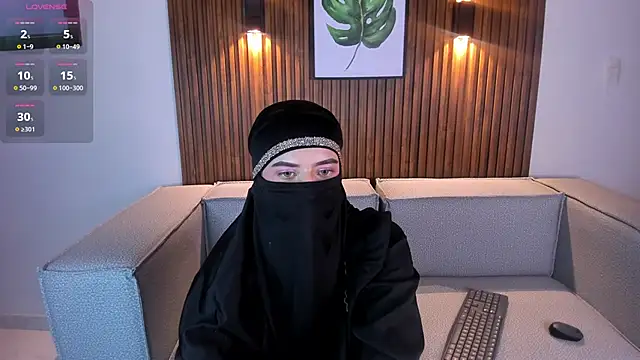 Snapshot of salma_arabicc chatting on 03-08-25, 04:45 salma arabicc online show from 03-08-25, 04:45