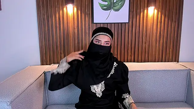 Snapshot of salma_arabicc chatting on 03-09-25, 04:49 salma arabicc online show from 03-09-25, 04:49