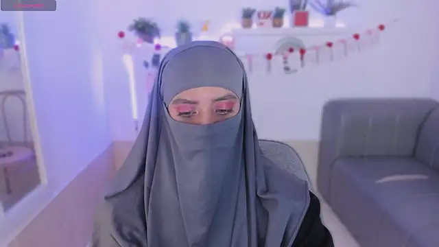 Snapshot of salma_arabicc chatting on 10-07-25, 04:09 salma arabicc online show from 10-07-25, 04:09