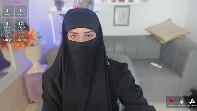 Snapshot of salma_arabicc chatting on 10-31-25, 04:13 salma arabicc online show from 10-31-25, 04:13