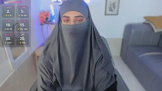 Snapshot of salma_arabicc chatting on 11-19-25, 04:23 salma arabicc online show from 11-19-25, 04:23