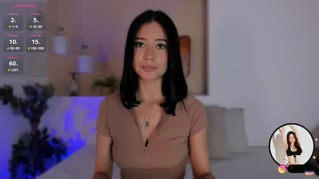 alison222  online show from 10-27-25, 07:51