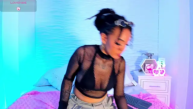 SarahLynn7 online show from 03-09-25, 08:31