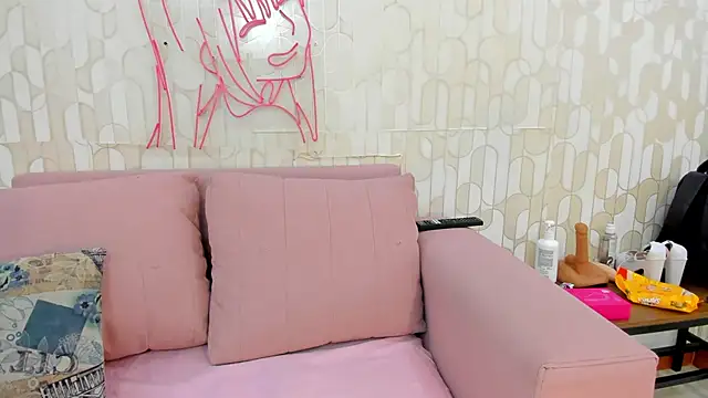 Snapshot of Vero_Mendoza chatting on 11-14-25, 09:46 Vero Mendoza online show from 11-14-25, 09:46