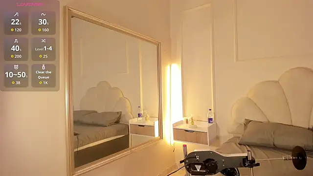 Candaceoweens online show from 01-09-26, 03:42