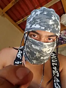 Snapshot of LAL0M4D4R4 chatting on 09-22-25, 10:01 LAL0M4D4R4 online show from 09-22-25, 10:01