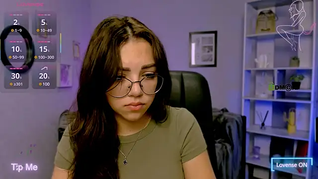 Snapshot of kiki_swan chatting on 03-20-25, 07:47 kiki swan online show from 03-20-25, 07:47