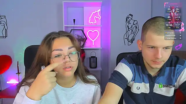 Snapshot of kiki_swan chatting on 09-18-25, 05:42 kiki swan online show from 09-18-25, 05:42