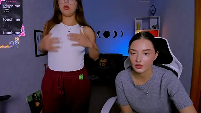 Snapshot of kiki_swan chatting on 09-26-25, 06:50 kiki swan online show from 09-26-25, 06:50