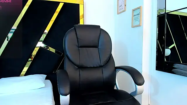 adalinarusell  online show from 03-11-25, 03:45