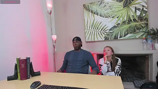 Snapshot of carter_sophia_ chatting on 03-06-25, 12:41 carter sophia online show from 03-06-25, 12:41