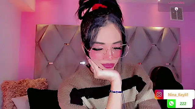 Nina Keyli online show from 11-21-25, 09:57