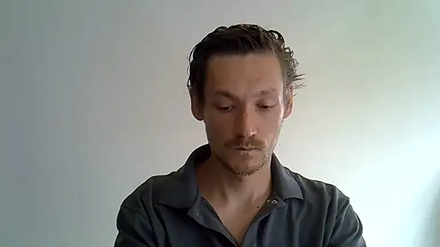 Snapshot of arnoanro chatting on 06-17-26, 01:12 arnoanro online show from 06-17-26, 01:12