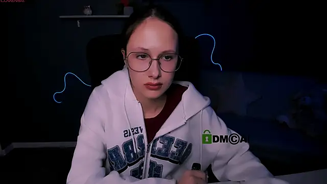 mona cloud online show from 03-07-25, 03:39