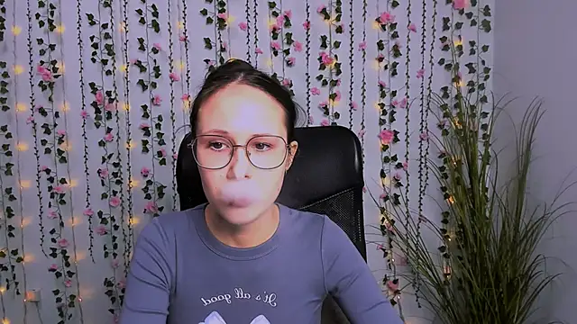 mona cloud online show from 03-21-25, 09:45