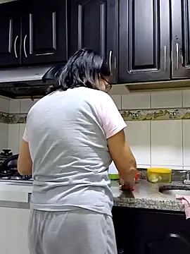 victoria wayne online show from 10-25-25, 10:34