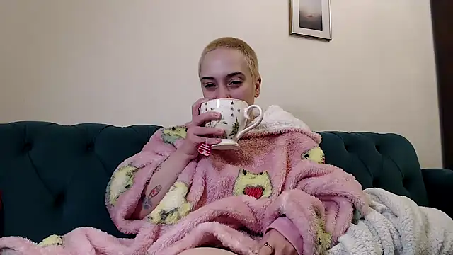 OllympeKaii online show from 03-05-25, 07:49