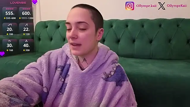 OllympeKaii online show from 12-17-25, 04:13