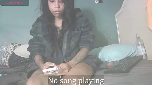 Snapshot of StellaDallas69 chatting on 10-09-25, 08:34 StellaDallas69 online show from 10-09-25, 08:34