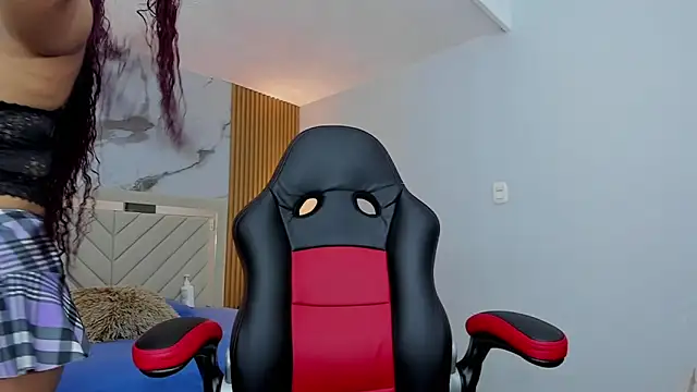 lisa prescot online show from 10-07-25, 12:13