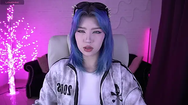 SelenaIris online show from 02-12-26, 07:14