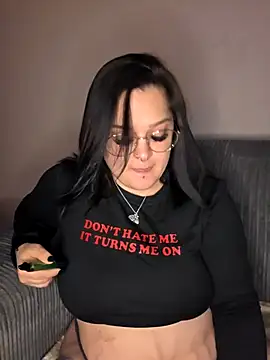 Saucy-Serenity online show from 11-08-25, 08:51